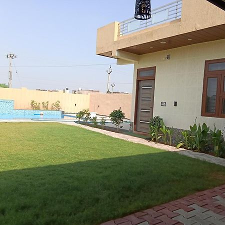 Suvarna Farm'S Hotel Wātka Exterior foto